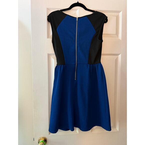 Blue and Black Dress By Speechless Size Medium - Picture 3 of 7